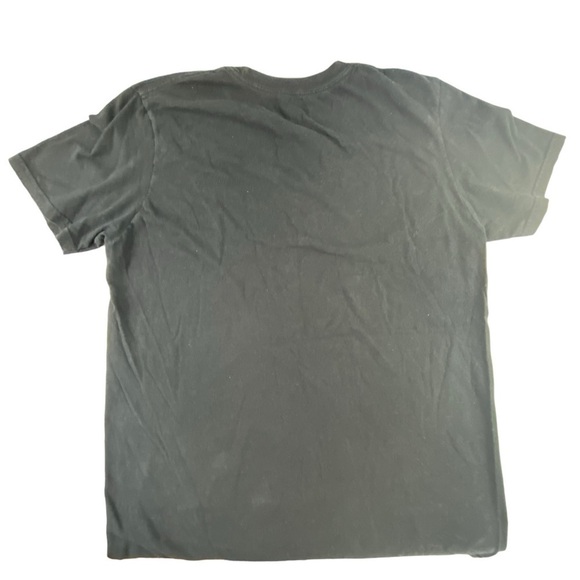 Chevrolet GM logo Detroit Michigan American Legend black red yellow tee sz med - Picture 2 of 9